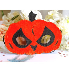angry-pumpkin-mask-ditte-mp40-7