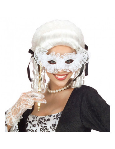 Eye mask with lace