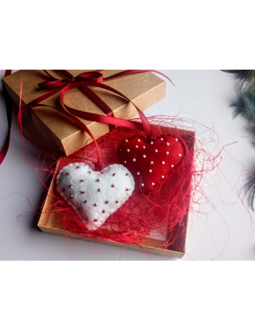 Heart ornament in a gift box